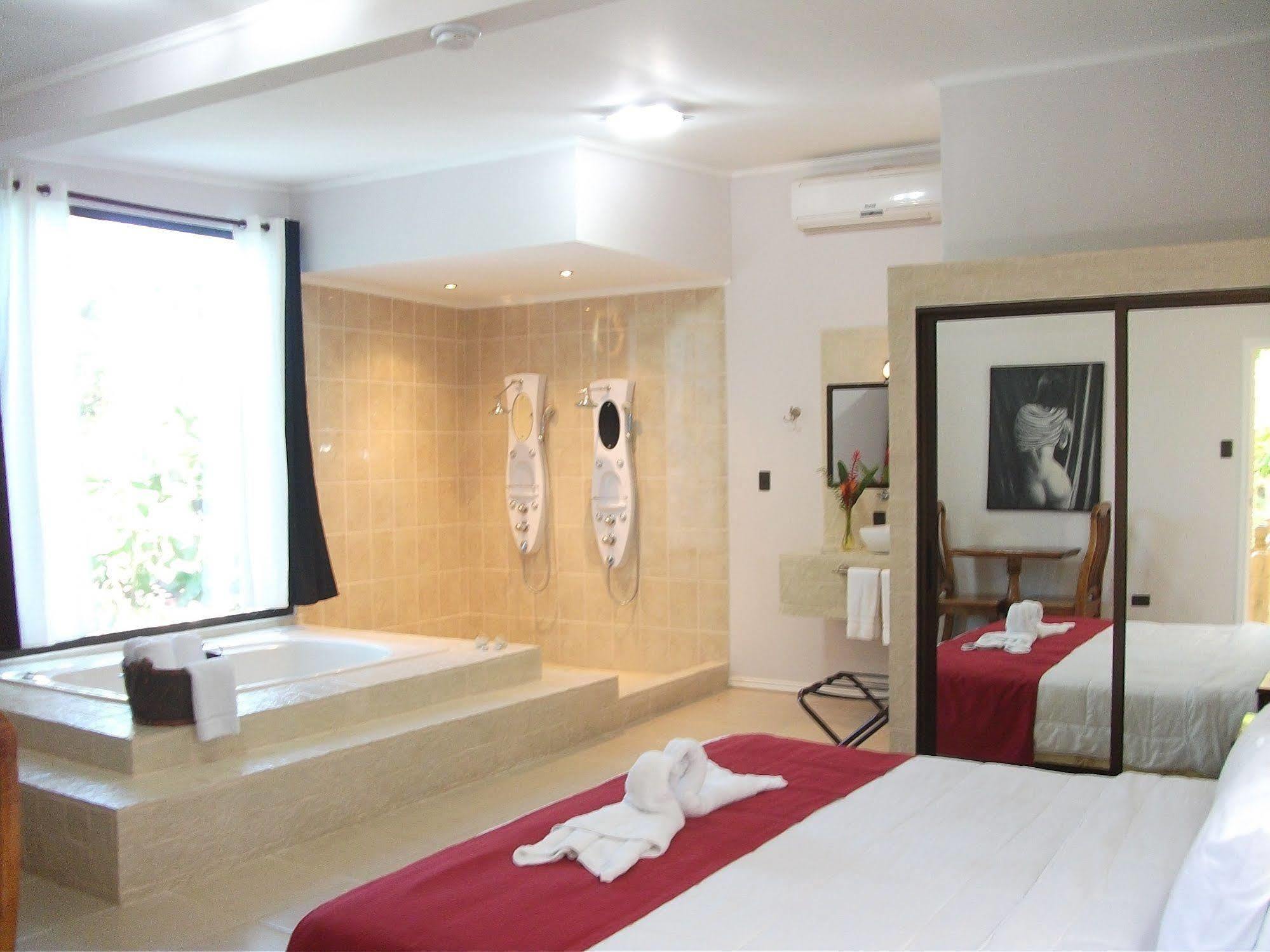 יקו Copacabana Hotel And Suites (Adults Only) מראה חיצוני תמונה