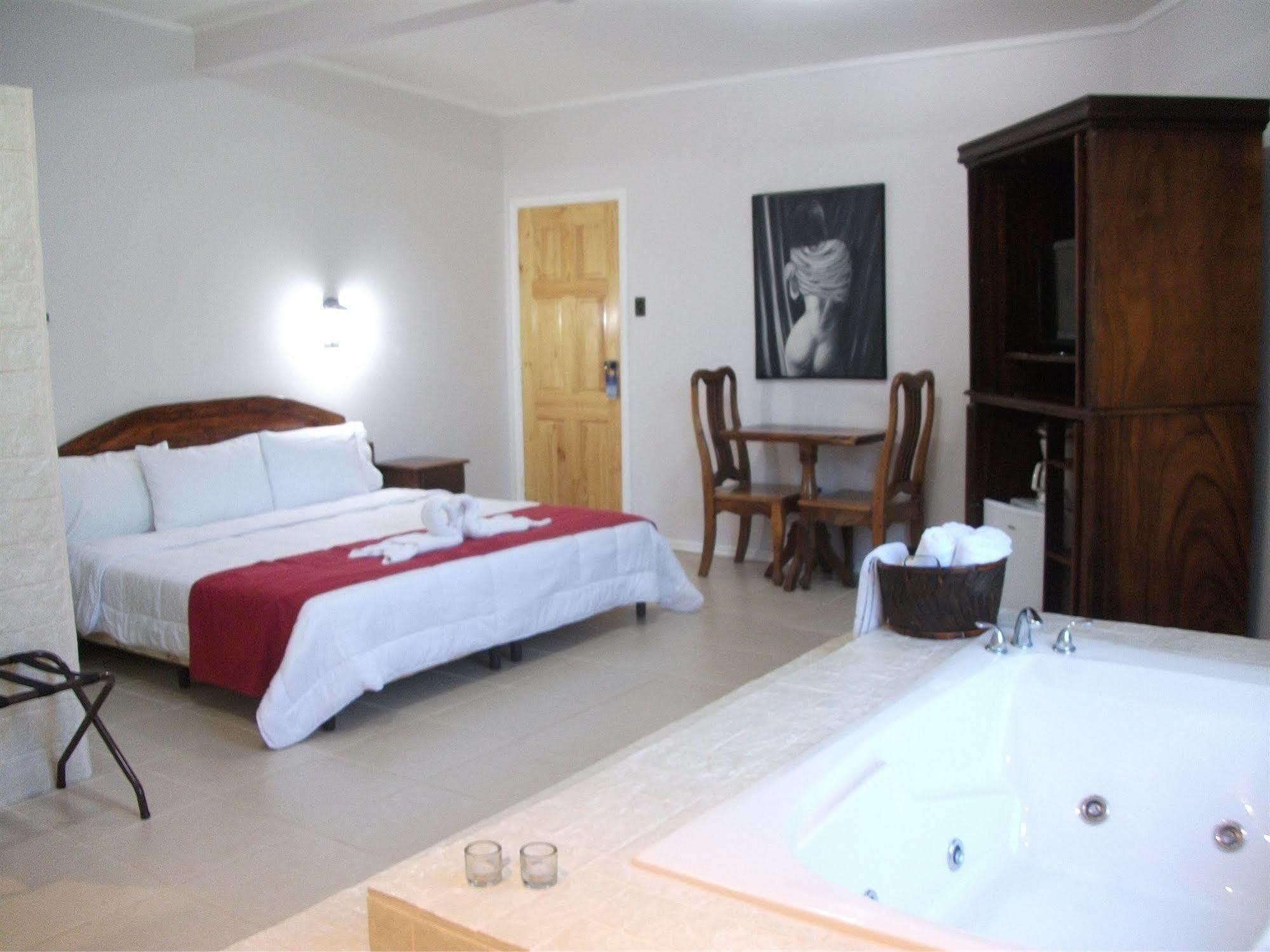 יקו Copacabana Hotel And Suites (Adults Only) מראה חיצוני תמונה